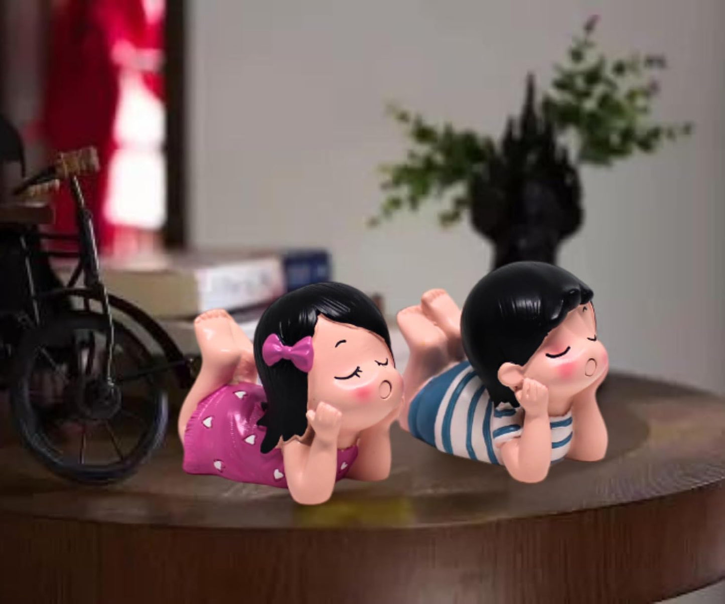 YOURKARTS.COM Cute Couple Universal Anti-Slip Car Dashboard Pad - Multi-Color Sticky Rubber Pad with Superior Grip Technology (Cute Couple)