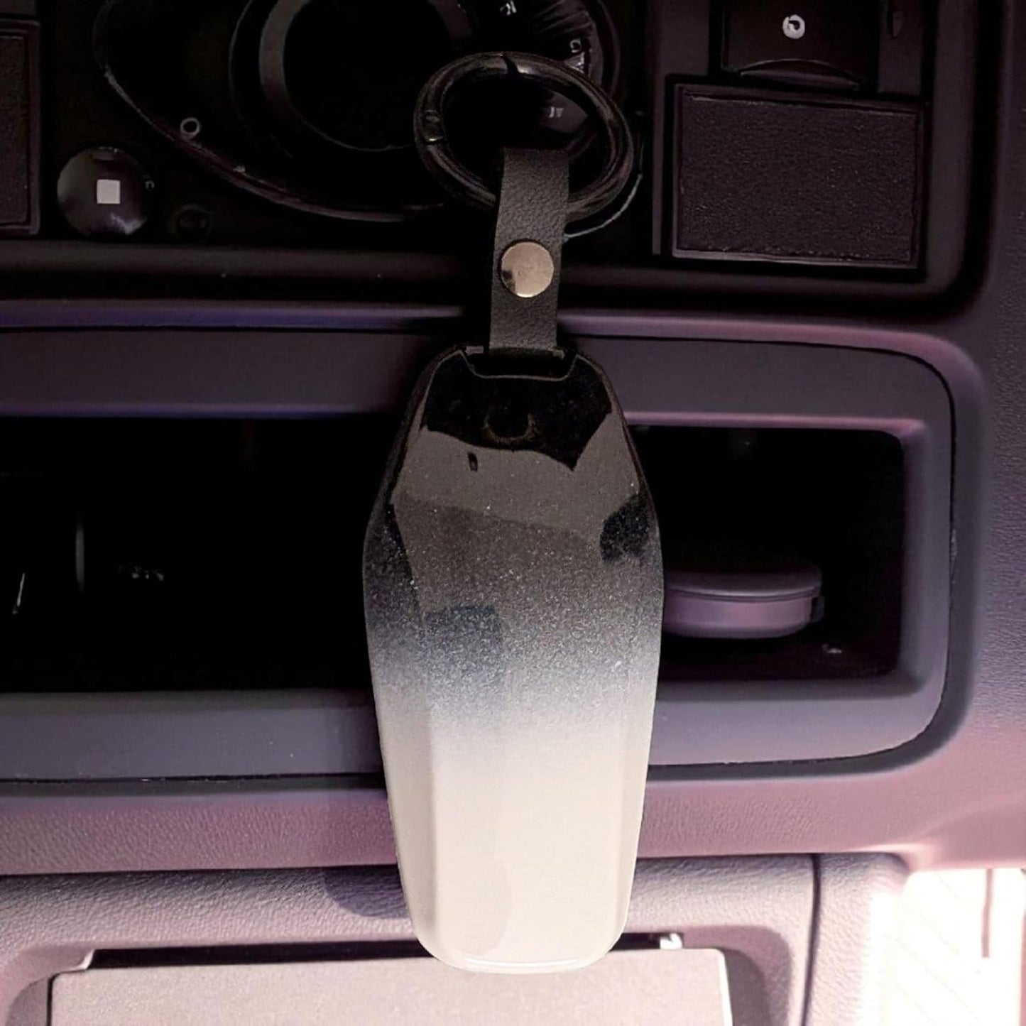 YOURKARTS.COM Car Key Cover Premium Carbon Pro Design – Hard Case Anti-Break Key Shell Compatible with BYD Car Keys | Sporty Look Smart Key Protector | car Accessories 2025 (Shade)