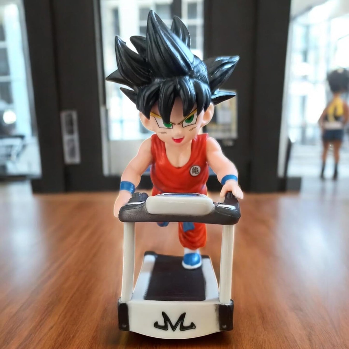 YOURKARTS.COM Car Decoration – Strongest Anime Character Super Saiyan God Figurine for Center Console and Dashboard Accessories (Running)