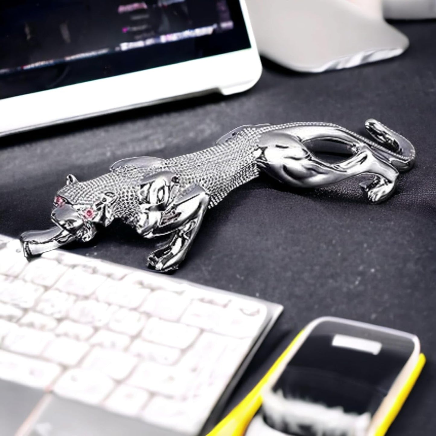 YOURKARTS.COM Realistic Luxury Metal Golden Leopard | Jaguar Showpiece for Car & Home Decor | for Good Luck (Silver)