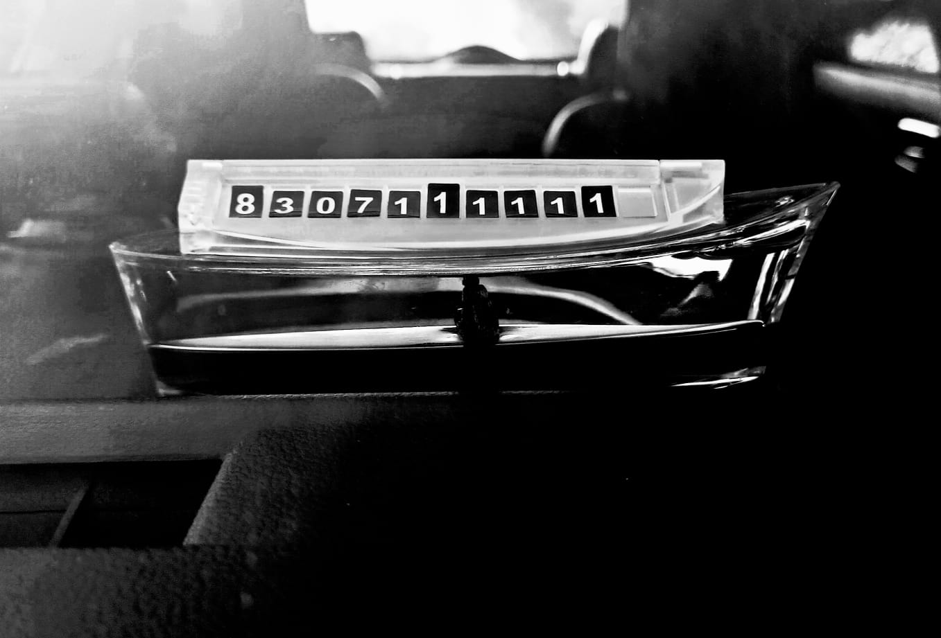 YOURKARTS.COM Car Liquid Wave Floating Ship Car Interior Dashboard Decorative Showpiece for Car Dashboard, Paperweight, Home Decor Decoration & Gift