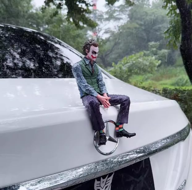 YOURKARTS.COM Big Joker Character 24cm Sitting Position Action Figure – Comic Villain Masked Model for Car Dashboard, Desk Display & Room Décor | Premium Statue Showpiece for Interior & Exterior Decoration