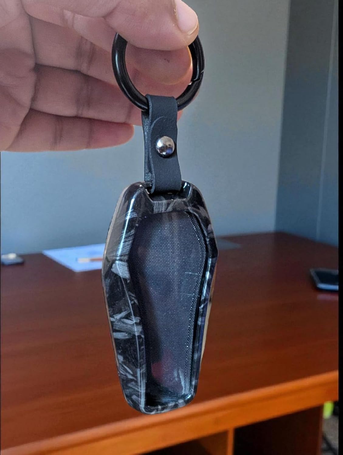 YOURKARTS.COM Car Key Cover ABS Carbon Case Anti-Break Key Shell Compatible for BYD Atto 3 Seal, Sealion,eMax7,3 button smart key (Carbon pack of 1)