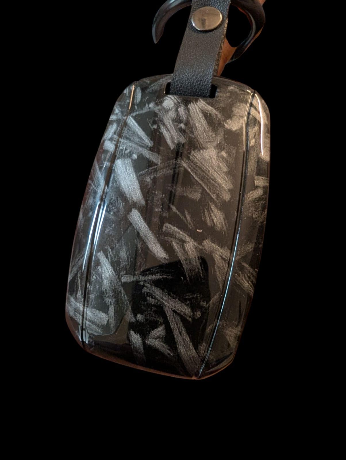 YOURKARTS.COM Car Key Cover Premium Design – Compatible with Kia Car Keys for Kia Seltos, Carens, Sonet - 4 Button Smart Key