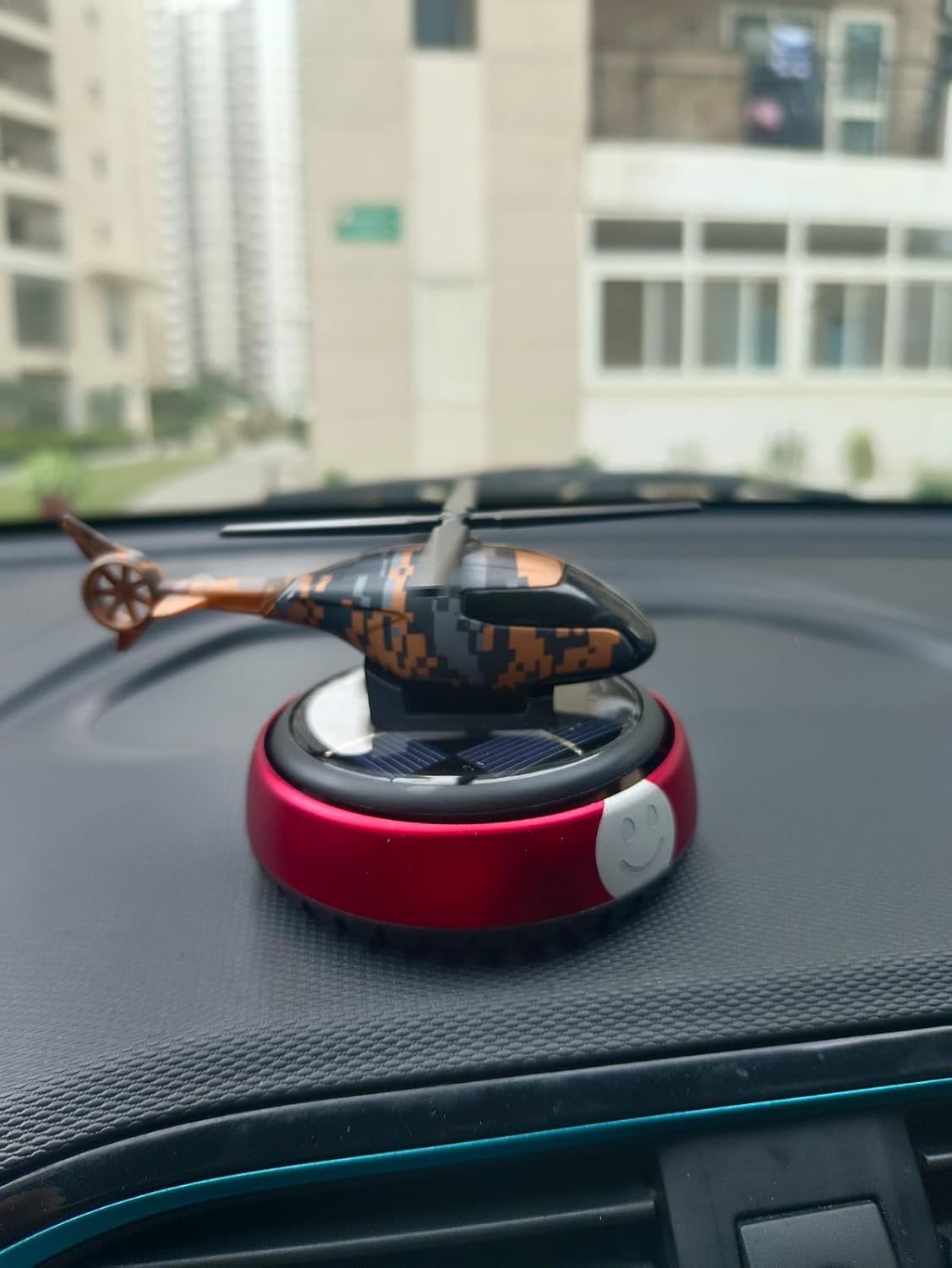 YOURKARTS.COM Solar Helicopter Shape Car Air Freshener (Red) – Essential Oil Diffuser for Dashboard, Office Table & Home Interiors car Accessories 2025
