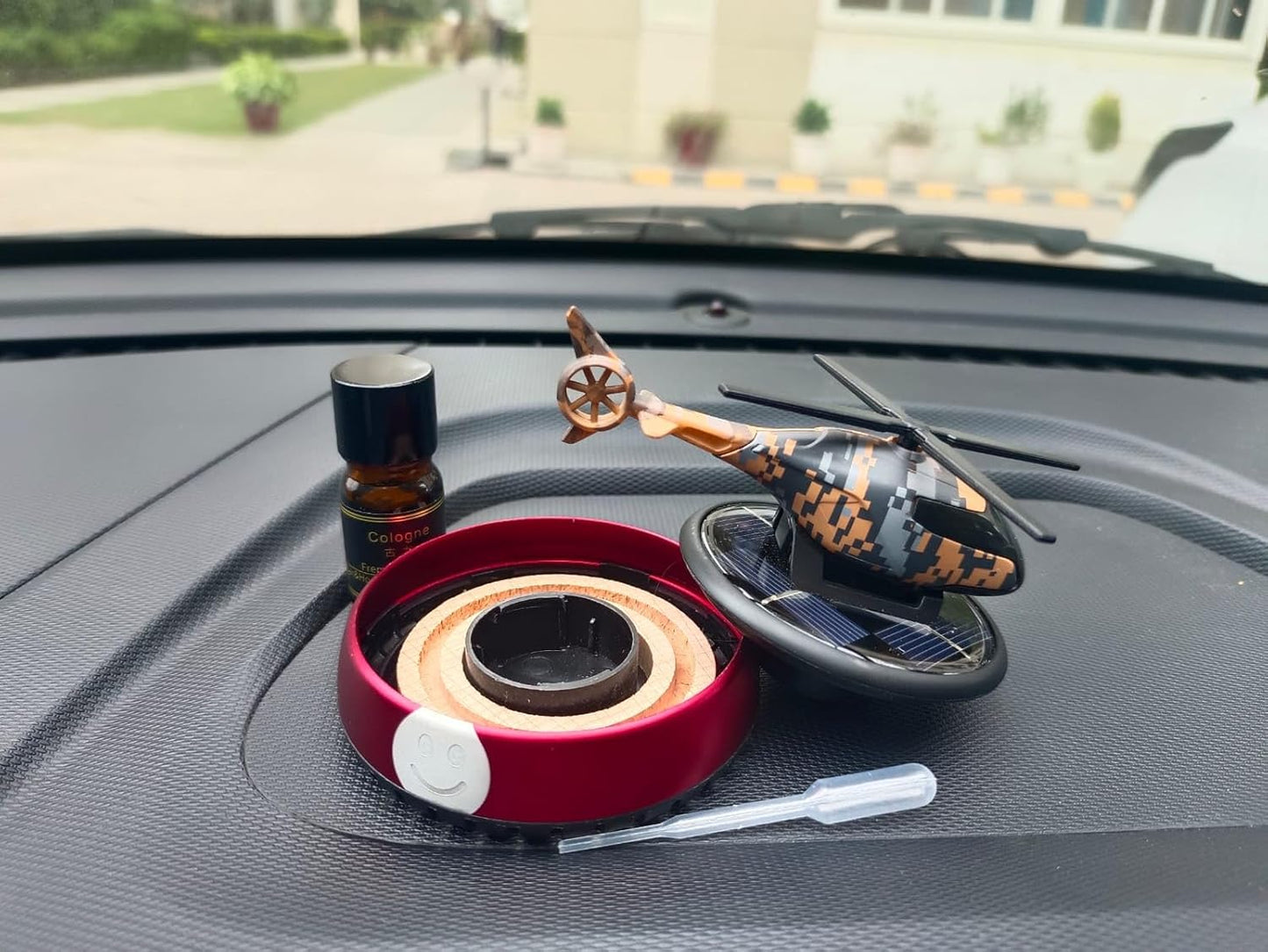 YOURKARTS.COM Solar Helicopter Shape Car Air Freshener (Red) – Essential Oil Diffuser for Dashboard, Office Table & Home Interiors car Accessories 2025
