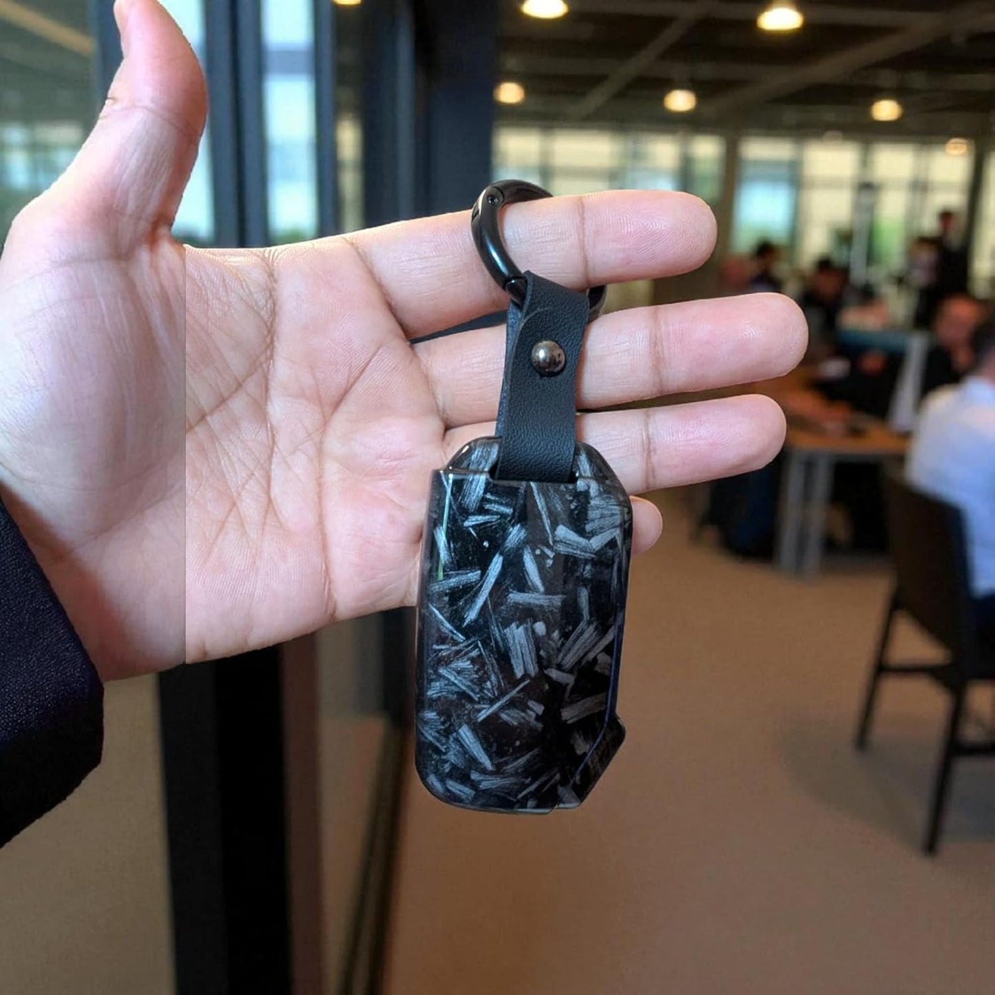 YOURKARTS.COM Car Key Cover Premium Carbon Pro Design –Compatible with Kia Seltos 2024 2023 Facelift HTX | Carens Clavis X Line | Sonet Facelift 4 Button Smart Key - Black